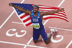 World Athletics Championships: Lyles leaves it late to win 200m gold, Asher-Smith dominant