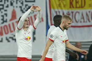 RB Leipzig 2-1 Zenit: Sabitzer stunner seals comeback win