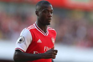 Wenger warns out-of-form Pepe to expect fight for Arsenal place