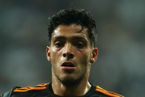 Slovan Bratislava 1-2 Wolves: Nuno's 10 men hold on after second-half turnaround