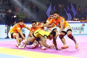 Pro Kabaddi League 2019: Puneri Paltan spoil Telugu Titans' bleak play-off hopes