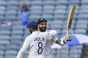 India Vs South Africa, 2nd Test: Umesh, Shami strike early after Kohli stole the thunder on Day 2 - As it happened