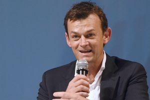 Third umpire should be able to spot no-balls: Gilchrist