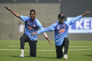 Bangladesh pacers are practicing by dipping ball in water: Mehidy