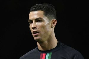 No controversy with Sarri, Ronaldo insists
