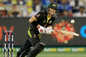 Warner completes Australia whitewash despite improved Sri Lanka showing