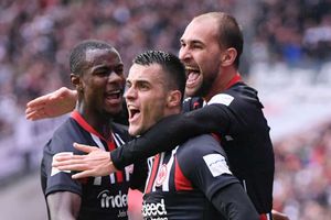 Eintracht Frankfurt 5-1 Bayern Munich: Boateng red proves costly as pressure grows on Kovac