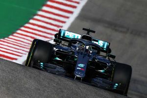 Title-chasing Hamilton eighth in FP1 in Austin