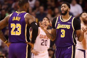 NBA wrap: Lakers bounce back, Young stars for Hawks