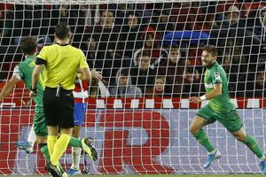 La Liga wrap: Real Sociedad go level with Barcelona, Real Madrid at top of table