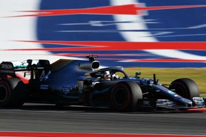 Lewis Hamilton wins sixth F1 world title
