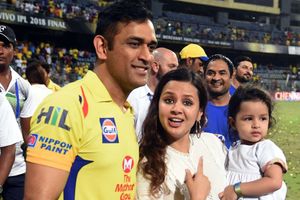 MS Dhoni's retirement rumours: Angry Sakshi tweets, 'lockdown has made people mentally unstable'