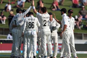 New Zealand strike twice late to leave England in trouble
