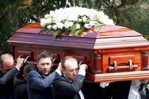 Australia remembers Hughes: Cricket felt irrelevant, says Smith; Wish you were here, posts Clarke