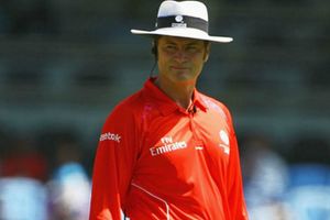 Umpires remain relevant but encourage them to make decisions: Simon Taufel