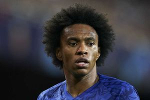 Willian: My future is in Chelsea's hands