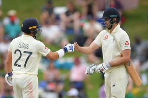 South Africa vs England: Rock-solid Burns gives England outside chance of first Test victory