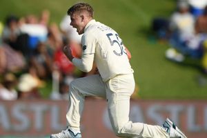South Africa vs England, 1st Test: Curran haul keeps South Africa in check after De Kock counter
