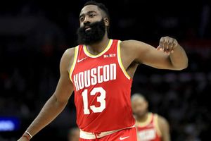 NBA wrap: Harden's 54 points lead Rockets, Bucks win 17th straight