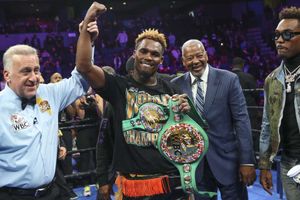Jermell Charlo beats Harrison to regain WBC crown