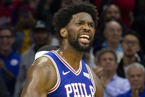 76ers stay perfect at home, Robinson equals Miami record