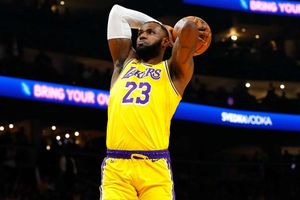 NBA wrap: LeBron leads Lakers, Nets crush 76ers