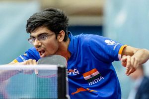Paddler Manav scripts history, clinches title in Markham