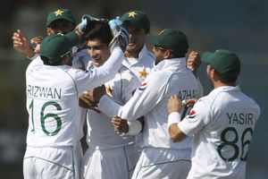 Pakistan make triumphant Test return with win over Sri Lanka