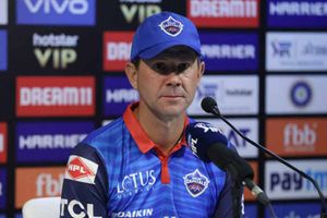 Coach Ponting meets Delhi Capitals management ahead of IPL auction