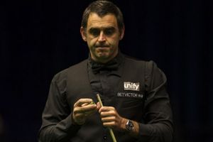 Snooker star O'Sullivan refuses to shake hands over germ fears