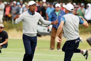Presidents Cup 2019: Clutch birdies give rallying USA momentum in late fightback