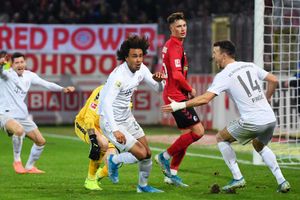 Freiburg 1-3 Bayern Munich: Zirkzee and Gnabry leave it late to steal nervy win