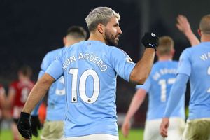 Sheffield United 0-1 Manchester City: Super-sub Aguero rescues champions after Henderson heroics