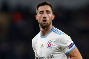 Sporting sign striker Sporar as Man Utd talks for Fernandes reportedly collapse