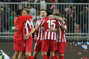 Spanish Super Cup: Atletico stun Barcelona to set up title clash with Real