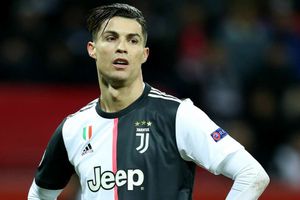 Sarri: Really annoying that Messi has won more Ballons d'Or than Ronaldo