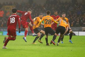 Wolves 1-2 Liverpool: Firmino keeps Reds rolling after Mane injury