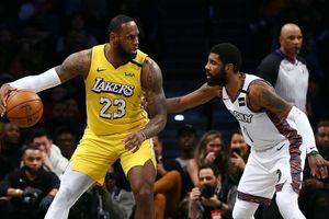 NBA wrap: LeBron outscores Irving in Lakers' victory, Doncic lifts Mavs
