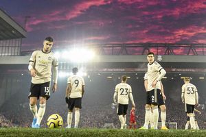 Manchester United charged for failing to control their players in Liverpool defeat