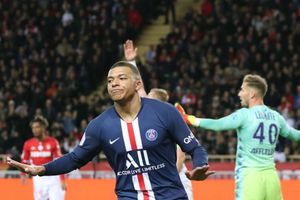 Monaco 1-4 Paris Saint-Germain: Mbappe at the double as VAR frustrates hosts