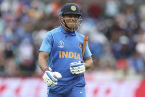 MS Dhoni excluded from BCCI contract, board announces Team India's annual player retainership list for 2019-20