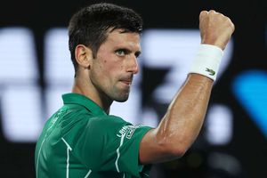 Australian Open 2020: Djokovic overcomes Federer to reach record eighth final in Melbourne