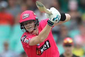Smith guides Sixers past Renegades after Finch century
