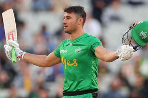 Big Bash League: Stoinis' sensational history-making knock helps Stars silence Sixers