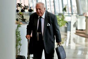 International Weightlifting Federation chief stands aside for corruption probe
