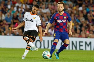 Tough tasks await Barcelona and Real Madrid in derbi-packed La Liga weekend