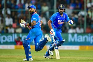 India Vs Australia, 3rd ODI: Rohit Sharma, Virat Kohli heroics guide India to series win - As it happened