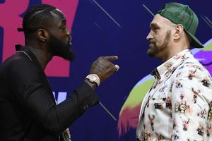 Fury predicts second-round knockout of Wilder