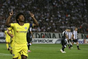 Arsenal join race for Chelsea star Willian - Is it a good move?
