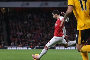 Does Arsenal outcast Henrikh Mkhitaryan deserve a second chance?